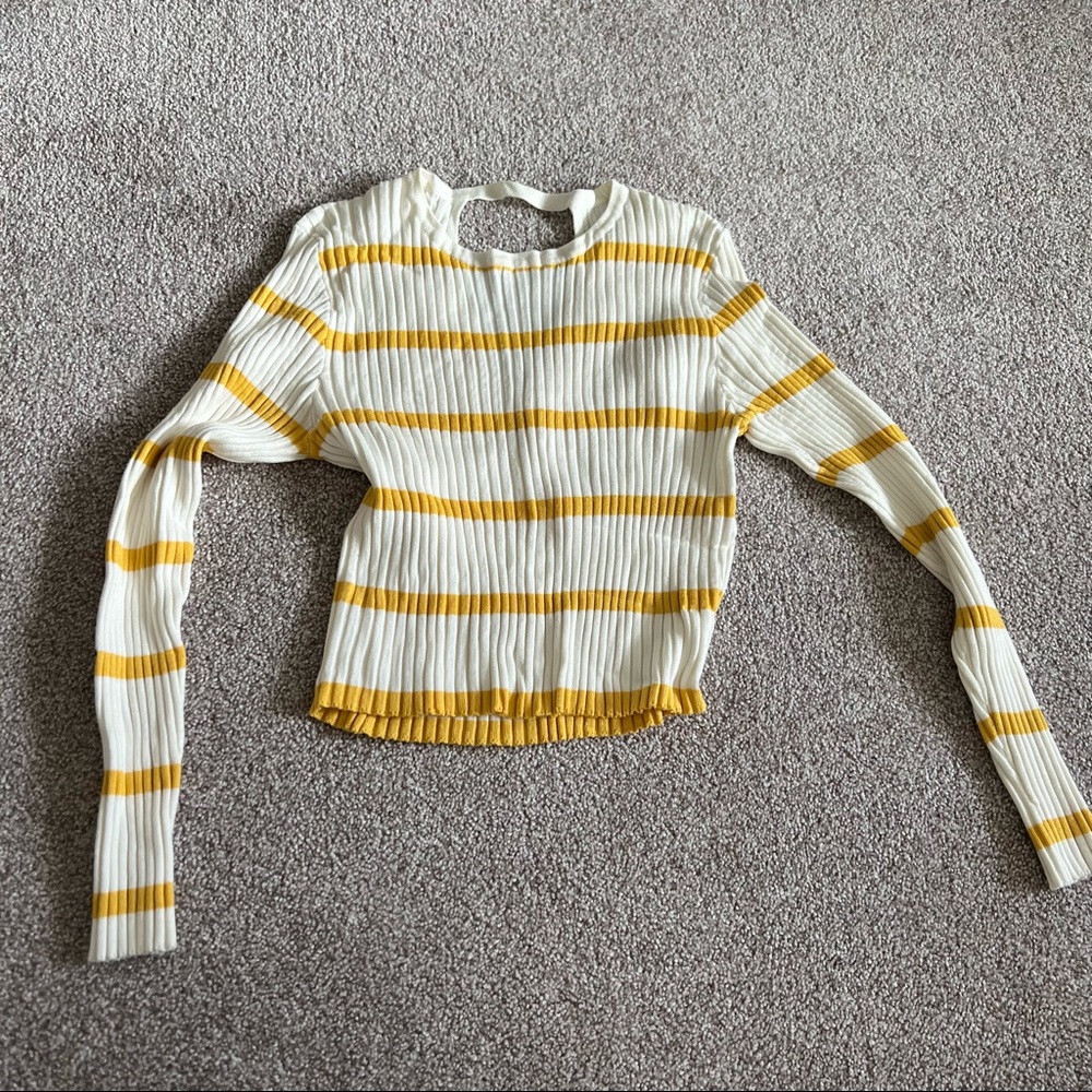 Lost + wander sweater top